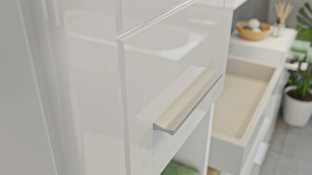 Bad-Hochschrank VENICE weiß