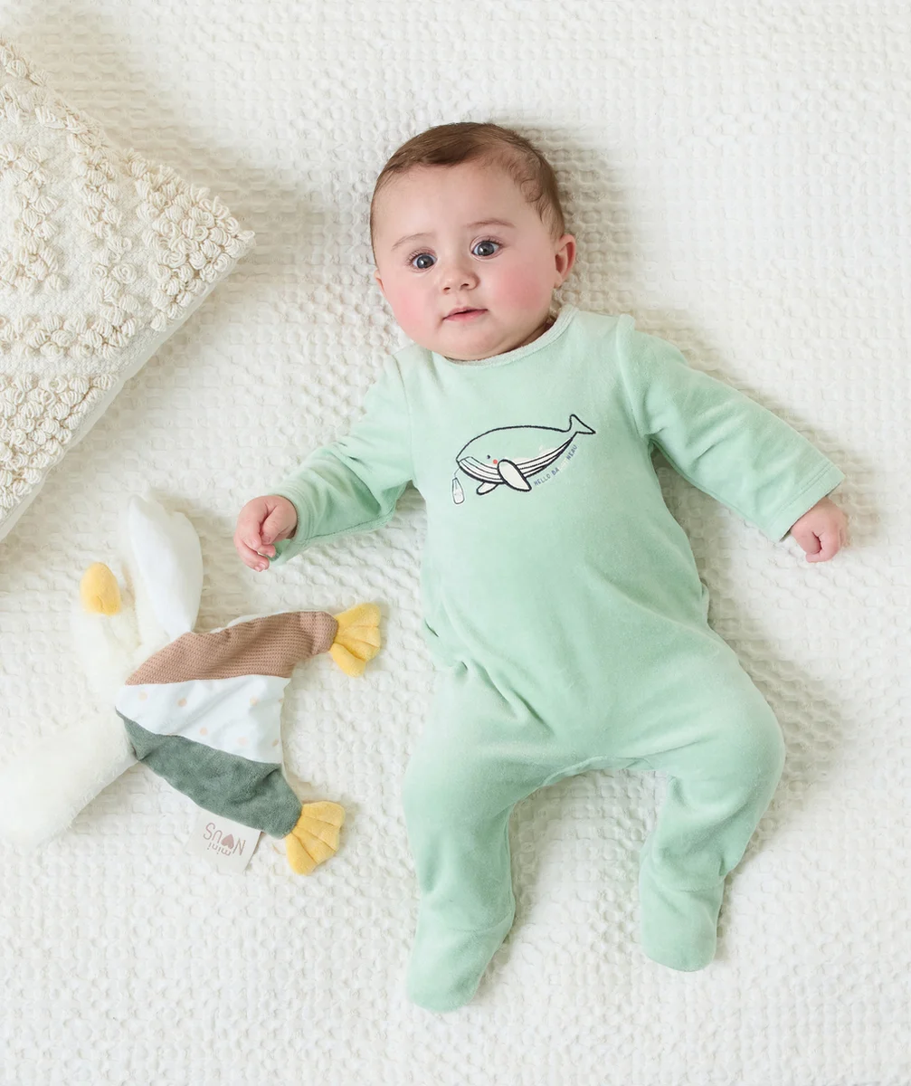 DORS BIEN EN FIBRES RECYCLÉES EN VELOURS VERT BALEINE