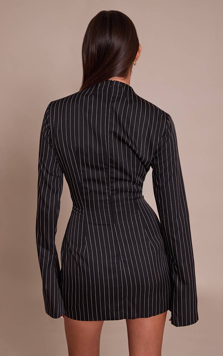 Noir Robe Moulante À Rayures Fines Col Montant Et Manches Évasées