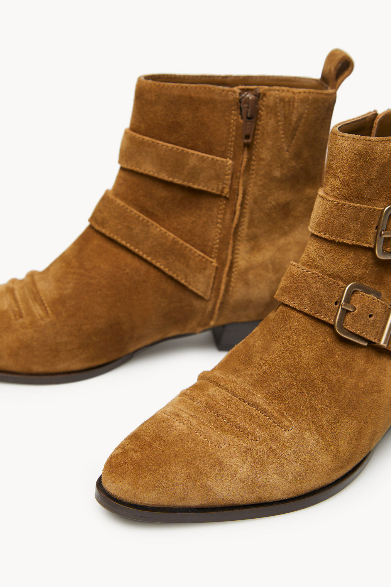 Botas de cano curto Cleo em couro - Marrom