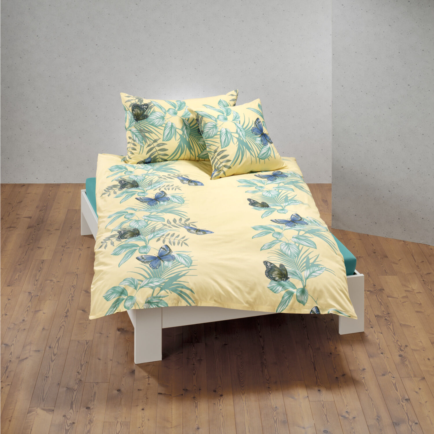 Bettwäsche mit sommerlichem Print und Schmetterlingen