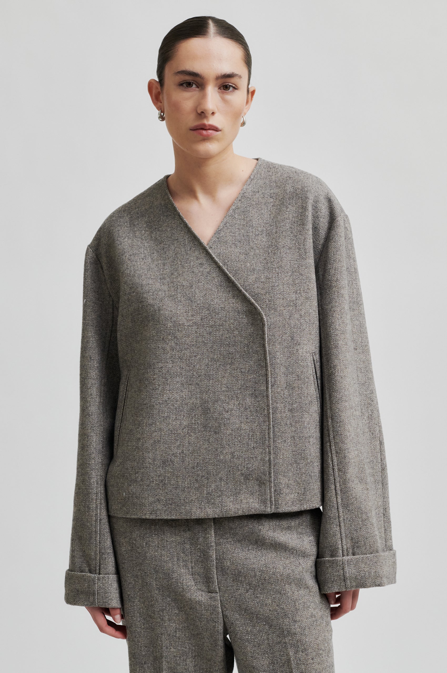 Second Female  Levi blazer - Volcanic Ash