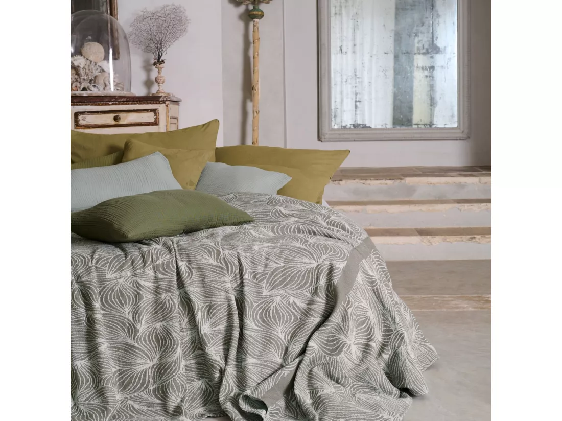 Couvre lit collection EMI pur coton 500 g/m² 260x240 cm vert menthe