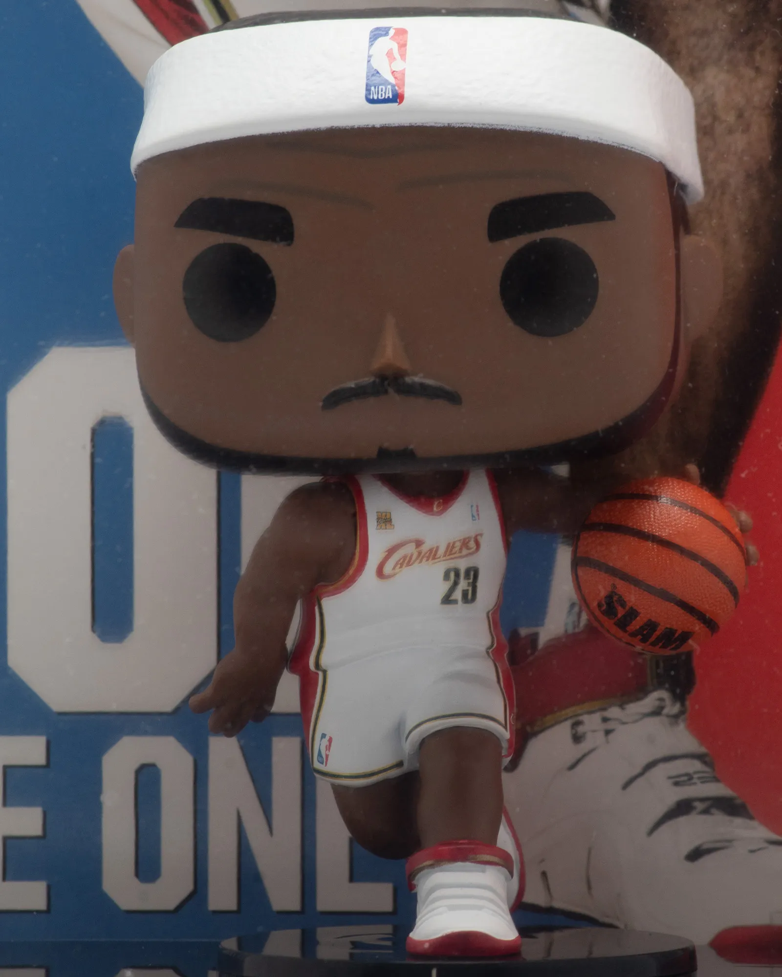 Funko POP! NBA Cover Slam - LeBron James