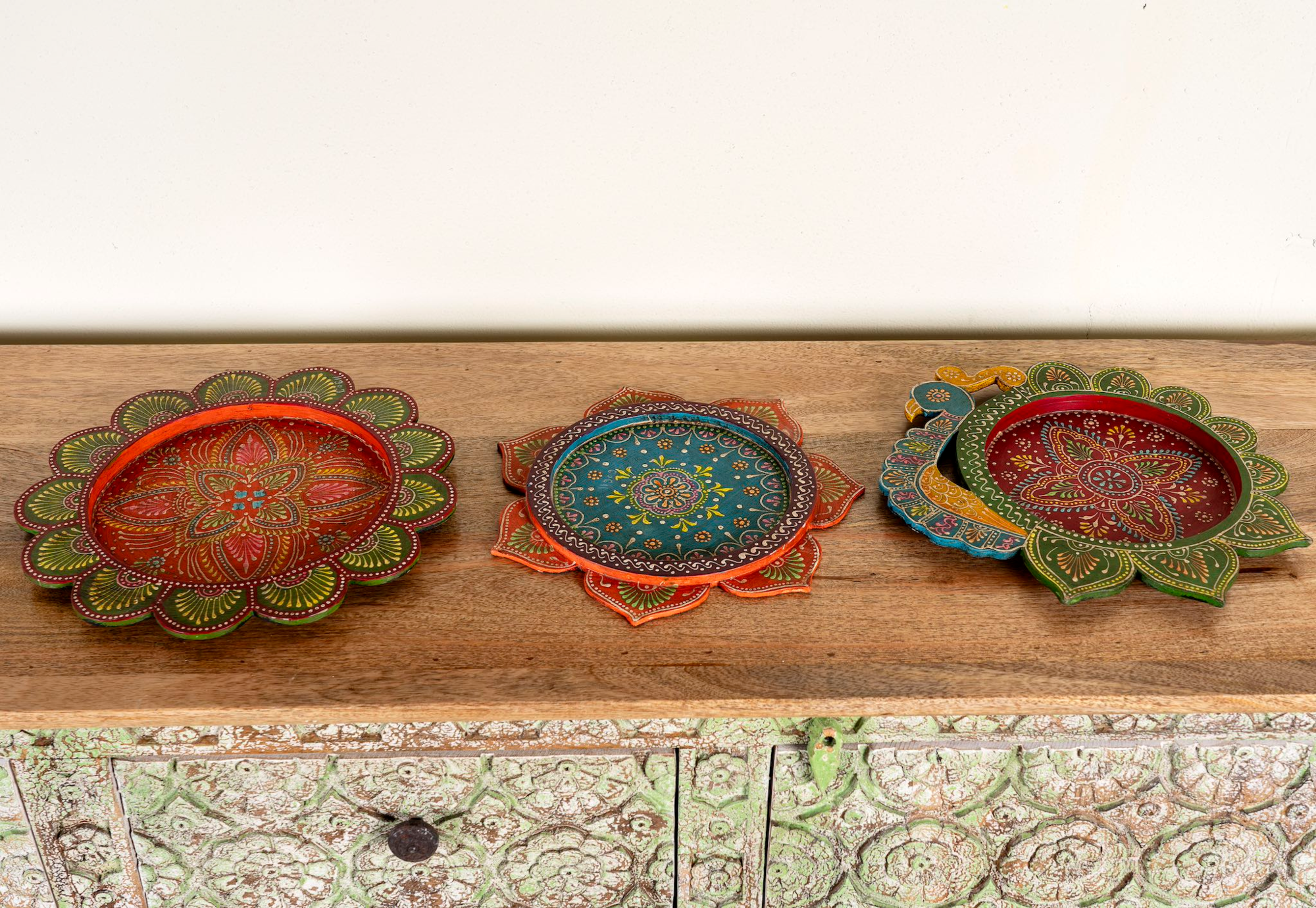 Dressoir Mayapur #1