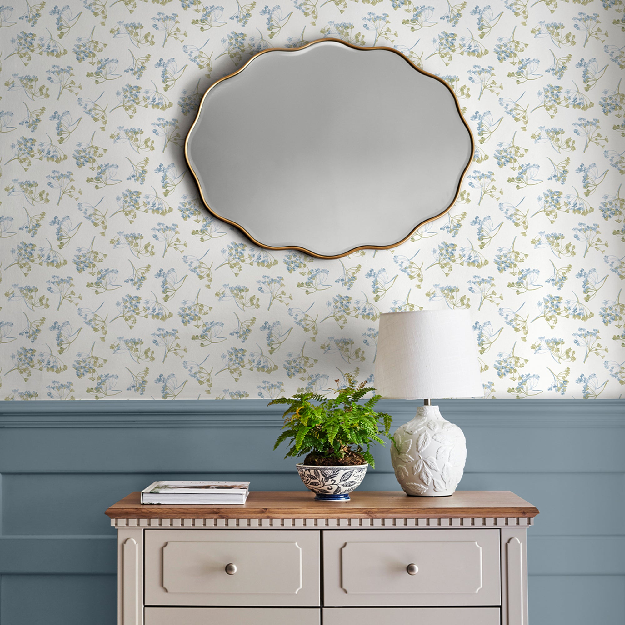 Laura Ashley - Vliesbehang - Avonbury Hedgerow Groen