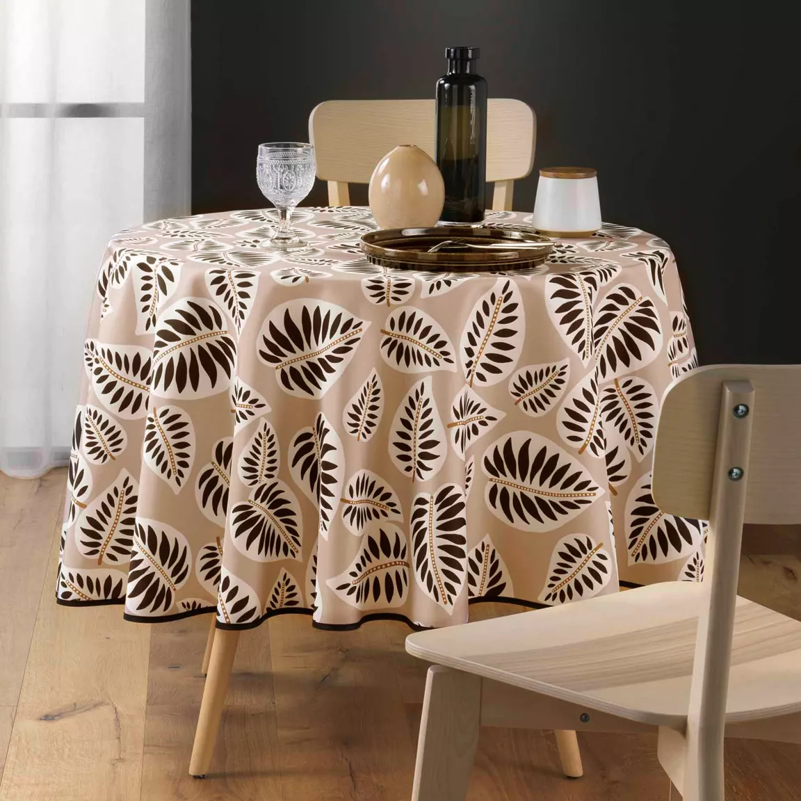 Nappe ronde anti tache (180 cm) Alma Noire