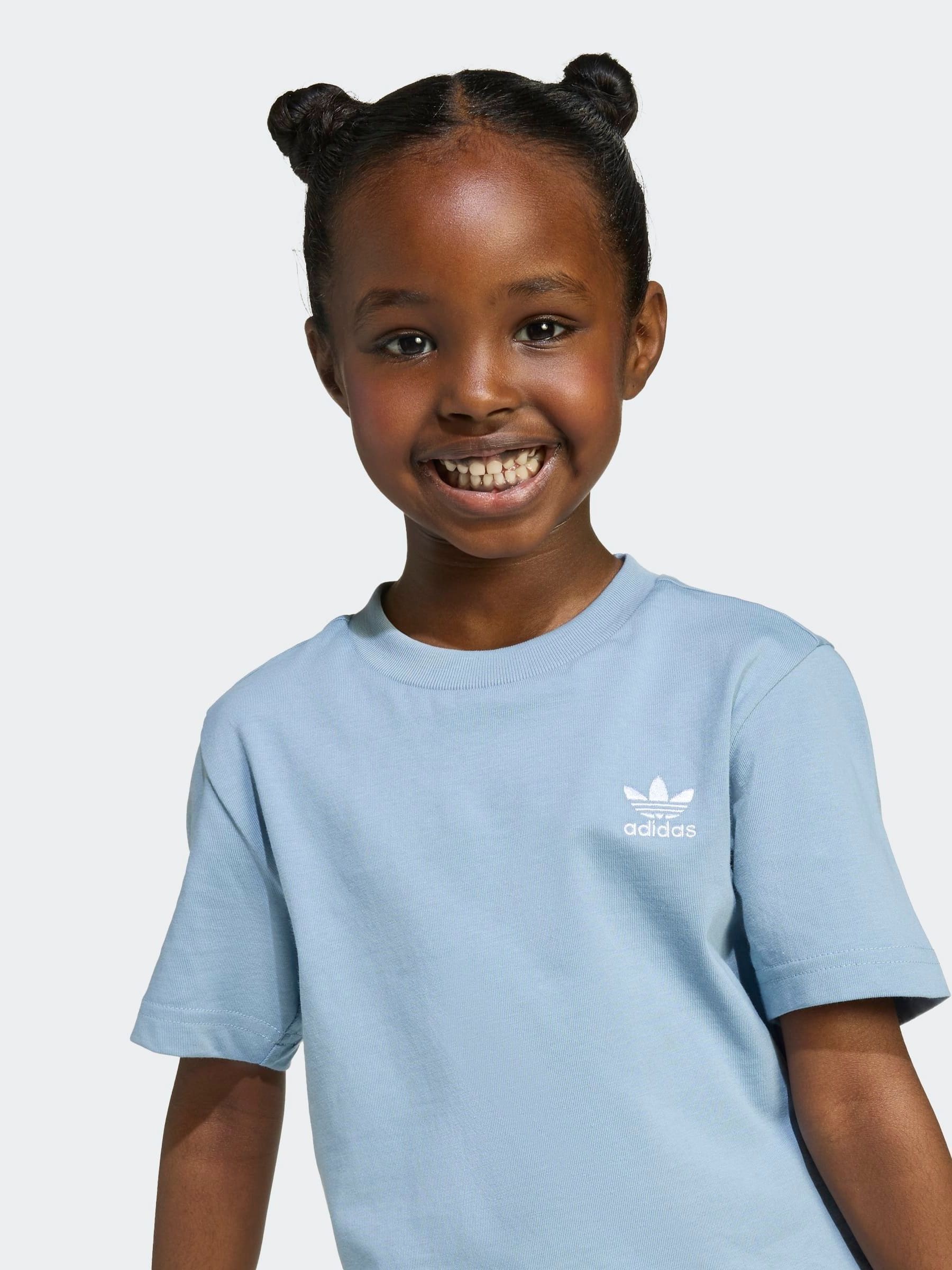 adidas Originals Little Kids T-Shirt & Shorts Set