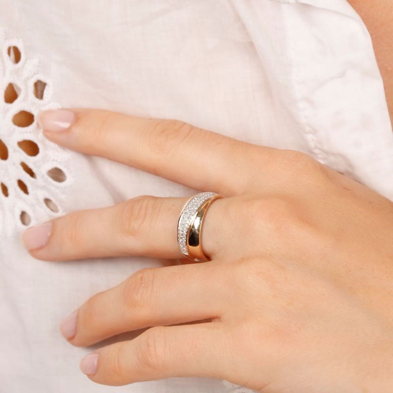 Bague  Or jaune et Diamants 