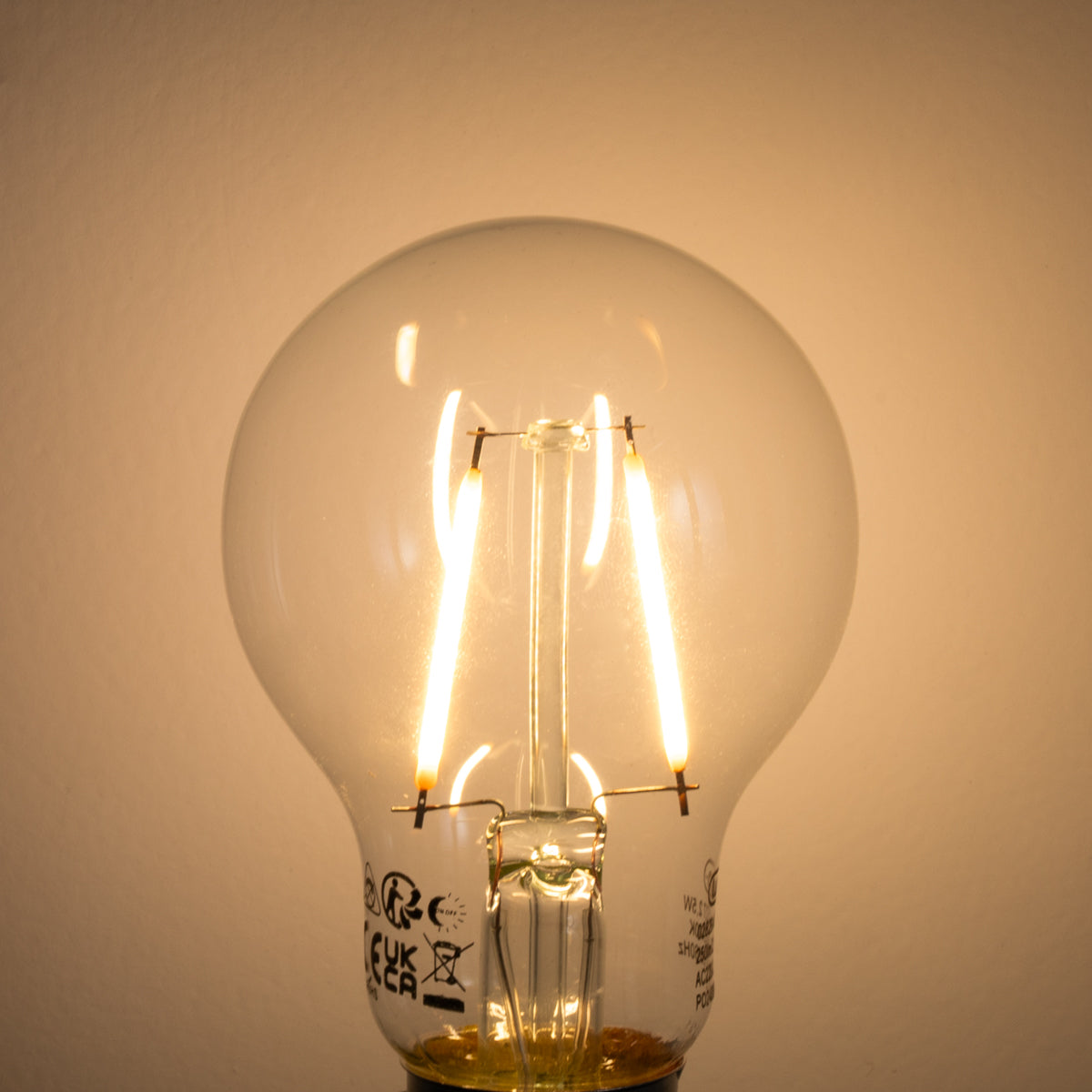 LUEDD E27 LED lamp A60 schemersensor 2,5W 250 lm 2200K