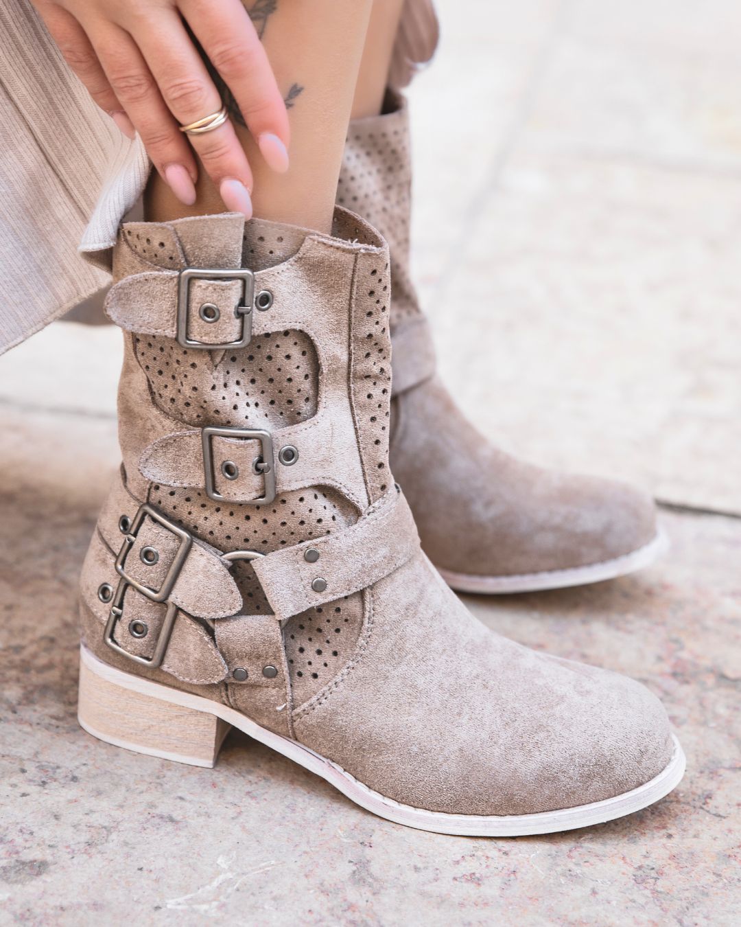 Bottines femme taupe à talon - Dounia