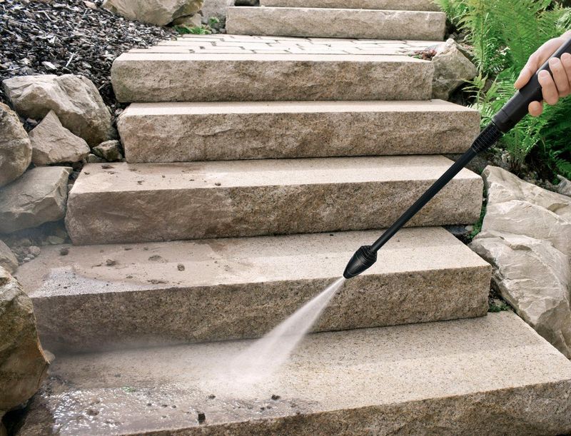 Karcher - K 2 Universal Edition - Hogedrukreiniger - Geel - 1400 W - 110 Bar