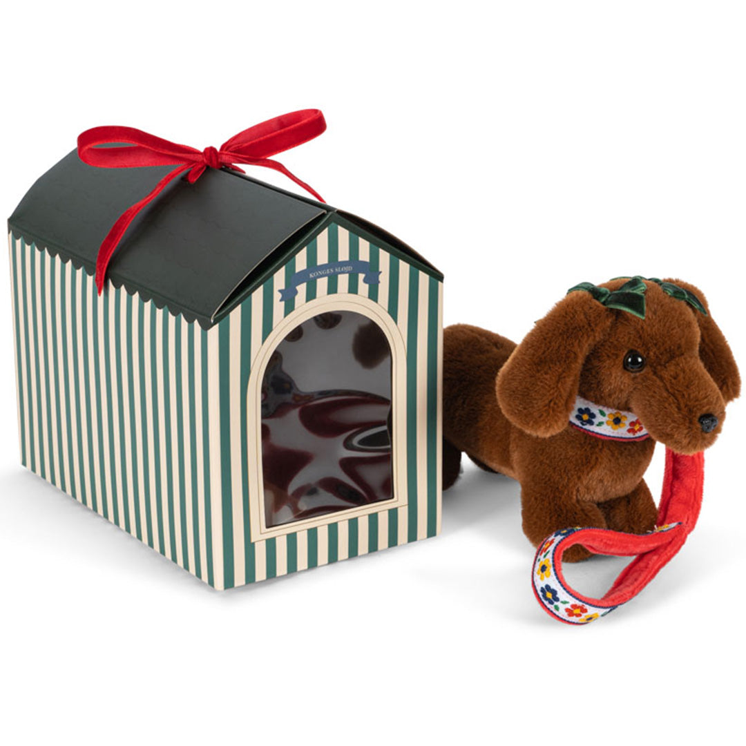konges sløjd knuffelpuppy met hondenhok - teckel - 21 cm