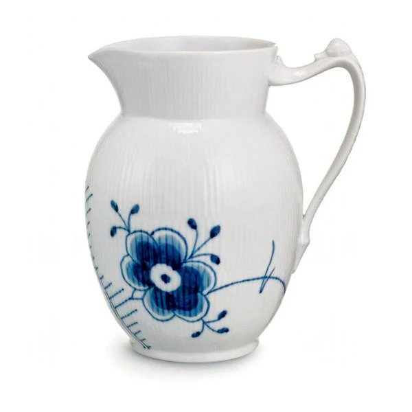 Royal Copenhagen  Blå Mega riflet kande - 38 cl.