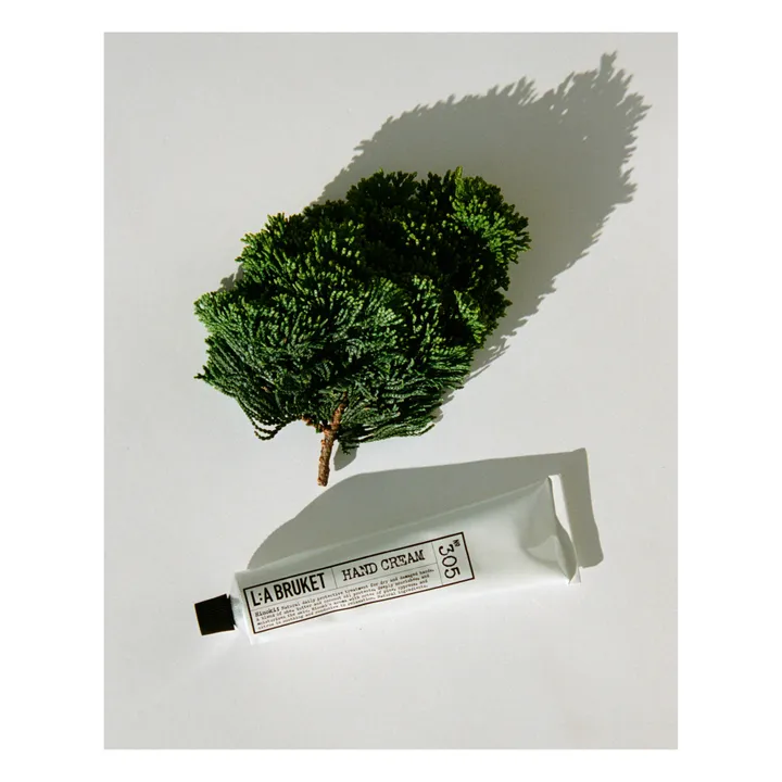 L:A BRUKET Crème mains Hinoki 305 - 70 ml