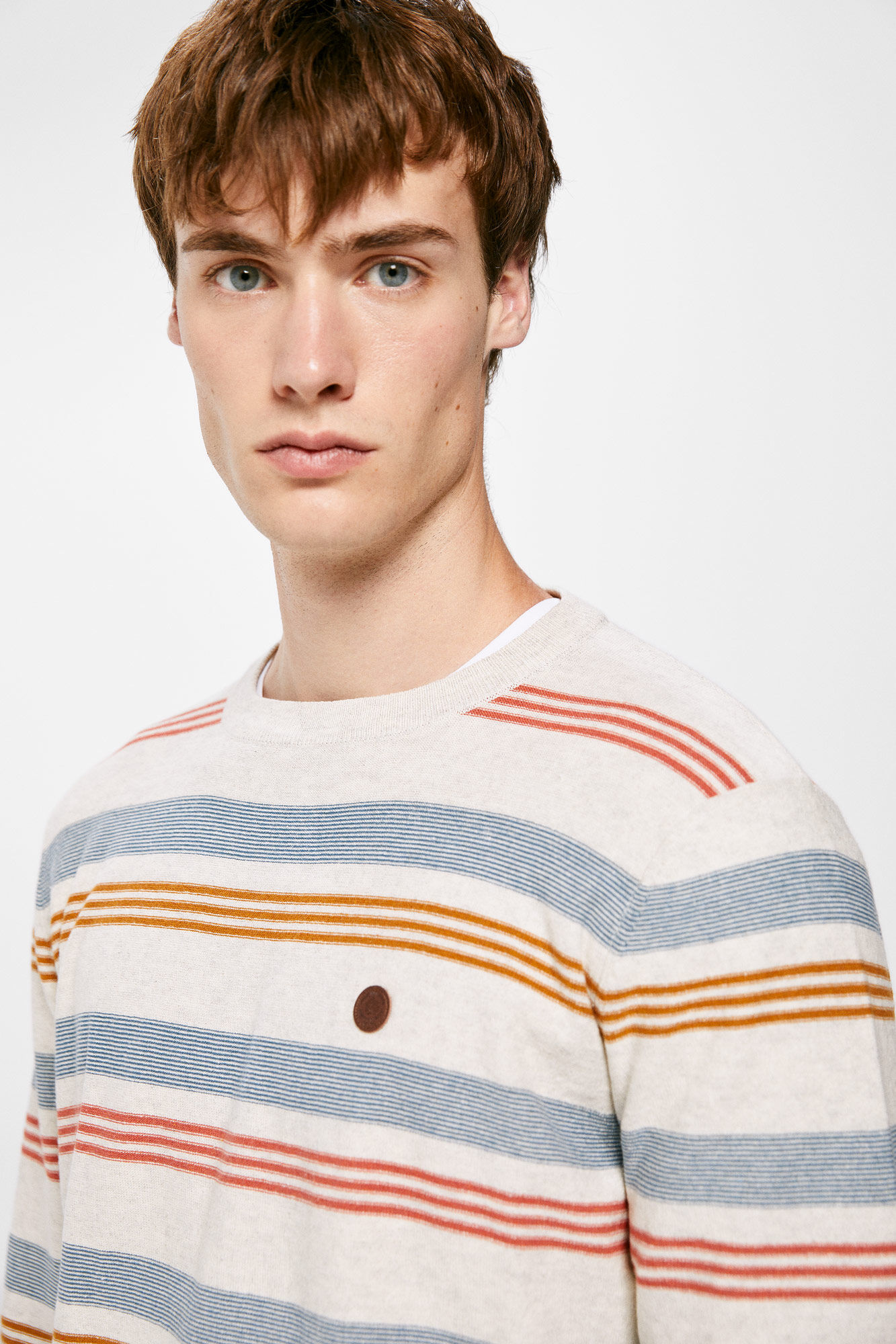 Camisa com micro-listras