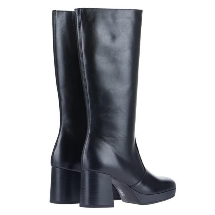 Bullboxer 256502E7L black