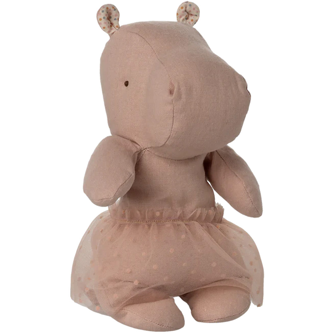 maileg safari friends nijlpaard met rokje - soft rose - 23 cm
