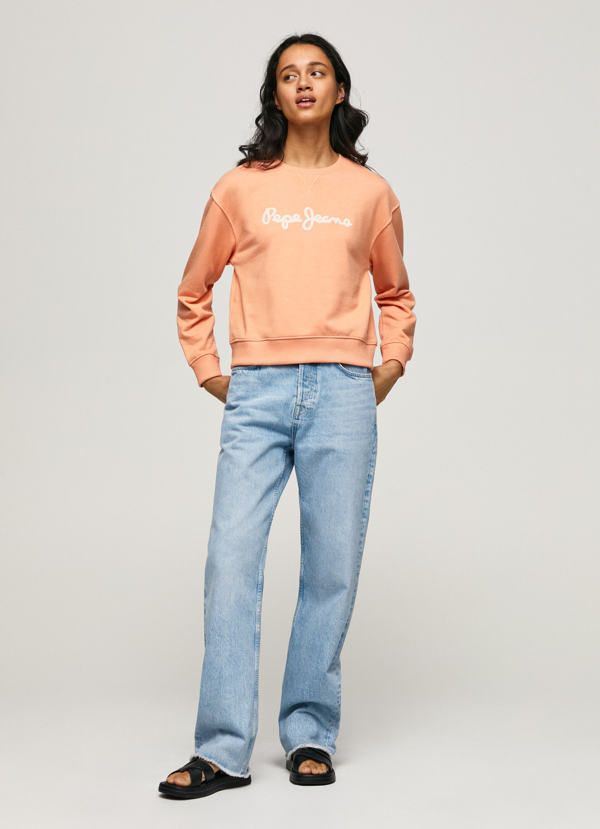 MOLETOM COM LOGOTIPO ESTAMPADO - pêssego e laranja