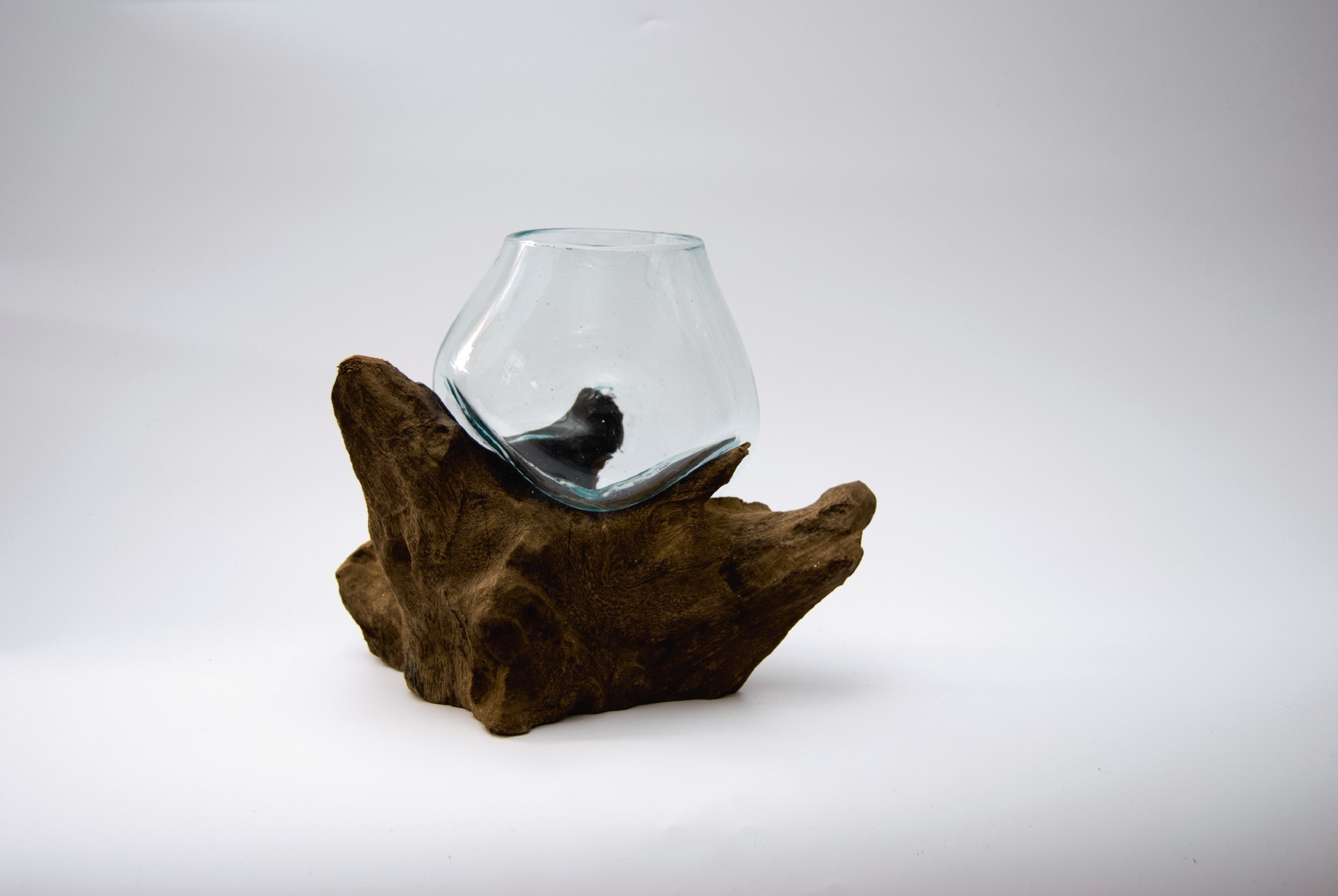 Wurzelholz-Glasvase, B ca. 20 cm, H ca. 26 cm, T ca. 17 cm von fischer's lagerhaus