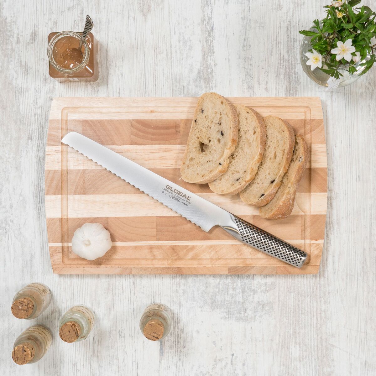 G-9 Brødkniv 22 cm Tagget