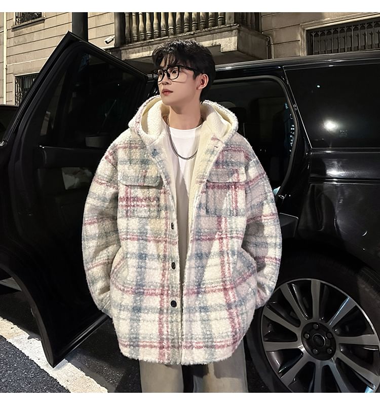 KimKlose - Oversized jas met capuchon en geruite knoopsluiting en verlaagde schouders