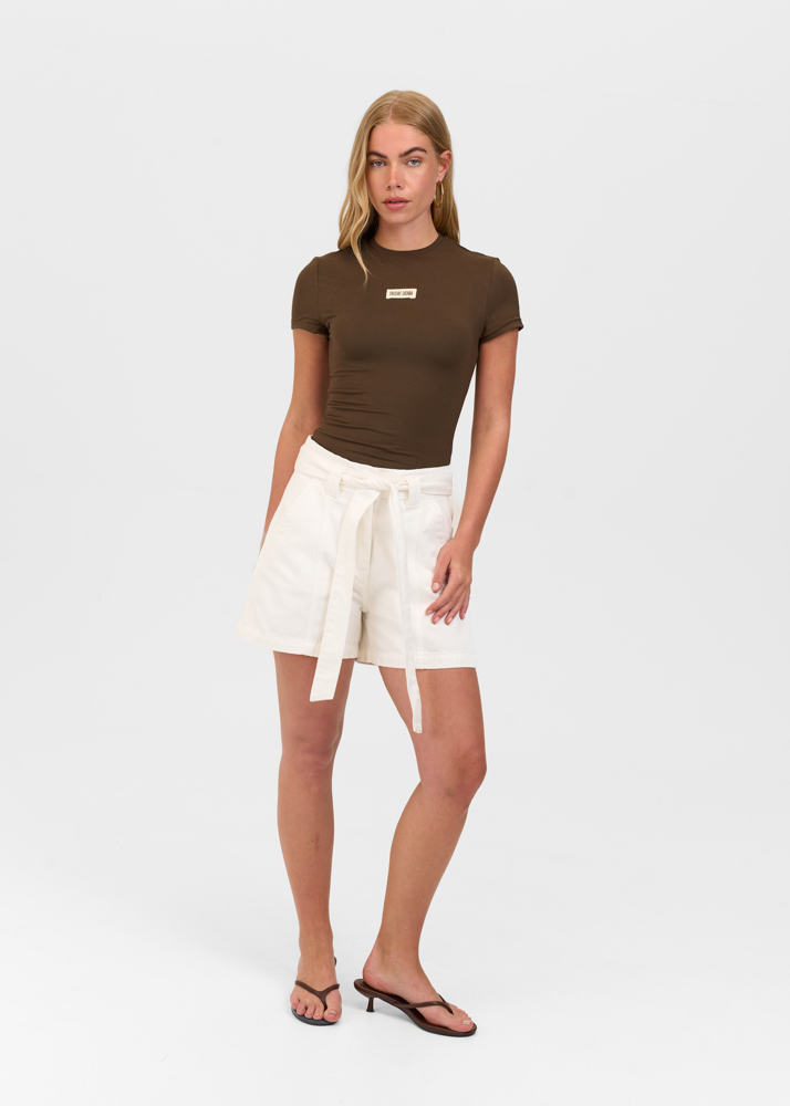 Signature short ecru