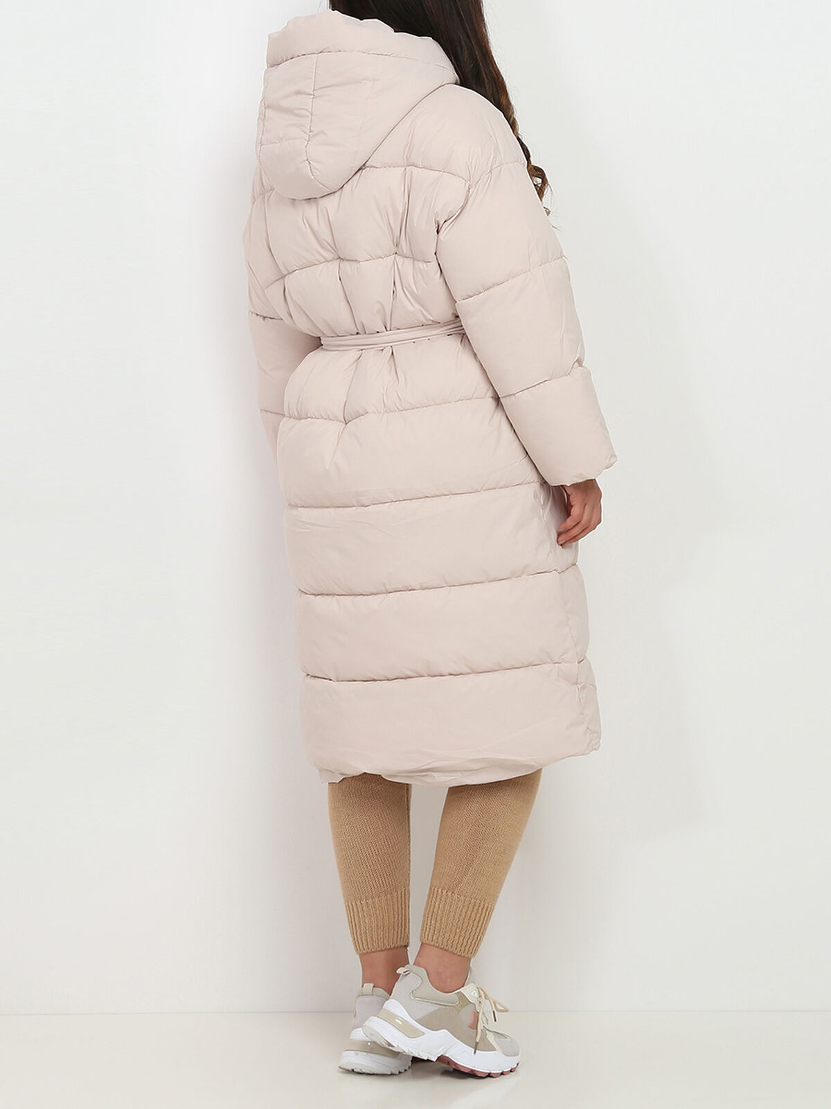 Doudoune oversize matelassée ceinturée- Beige