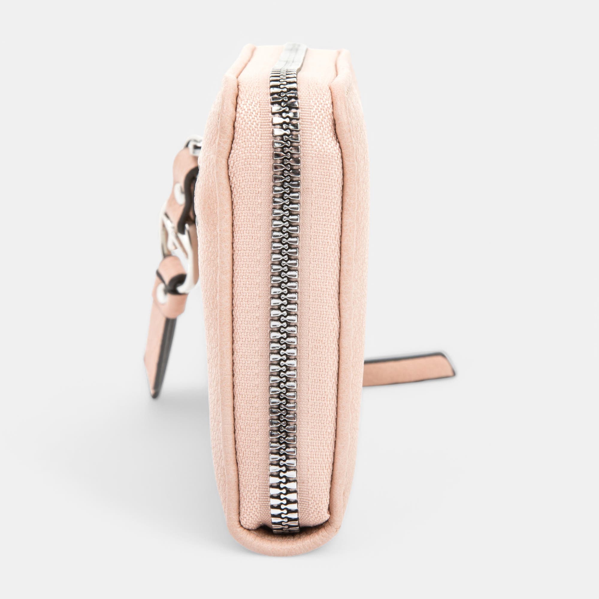 Petite maroquinerie rose
