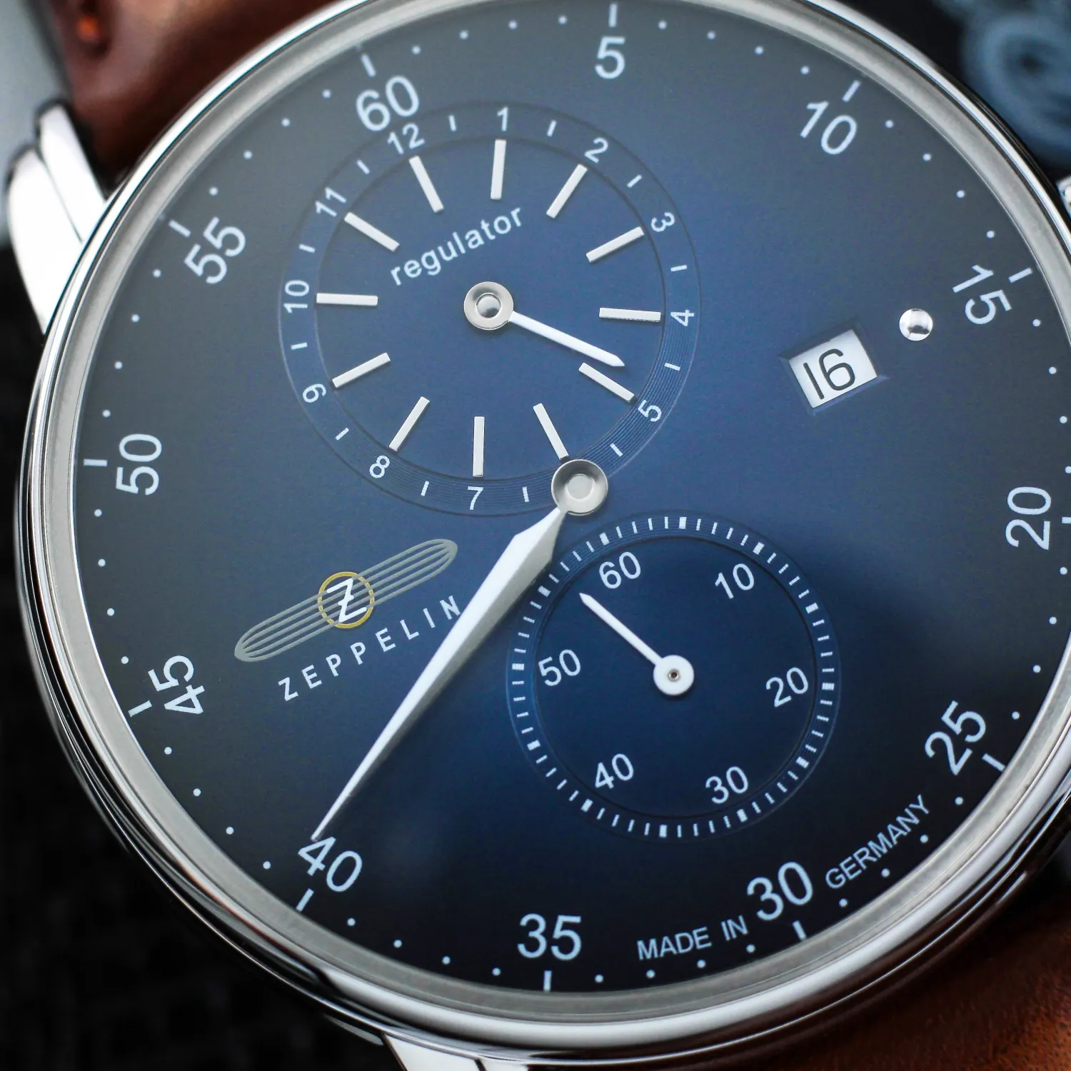 Zeppelin New Captains Line Swiss Made 86223