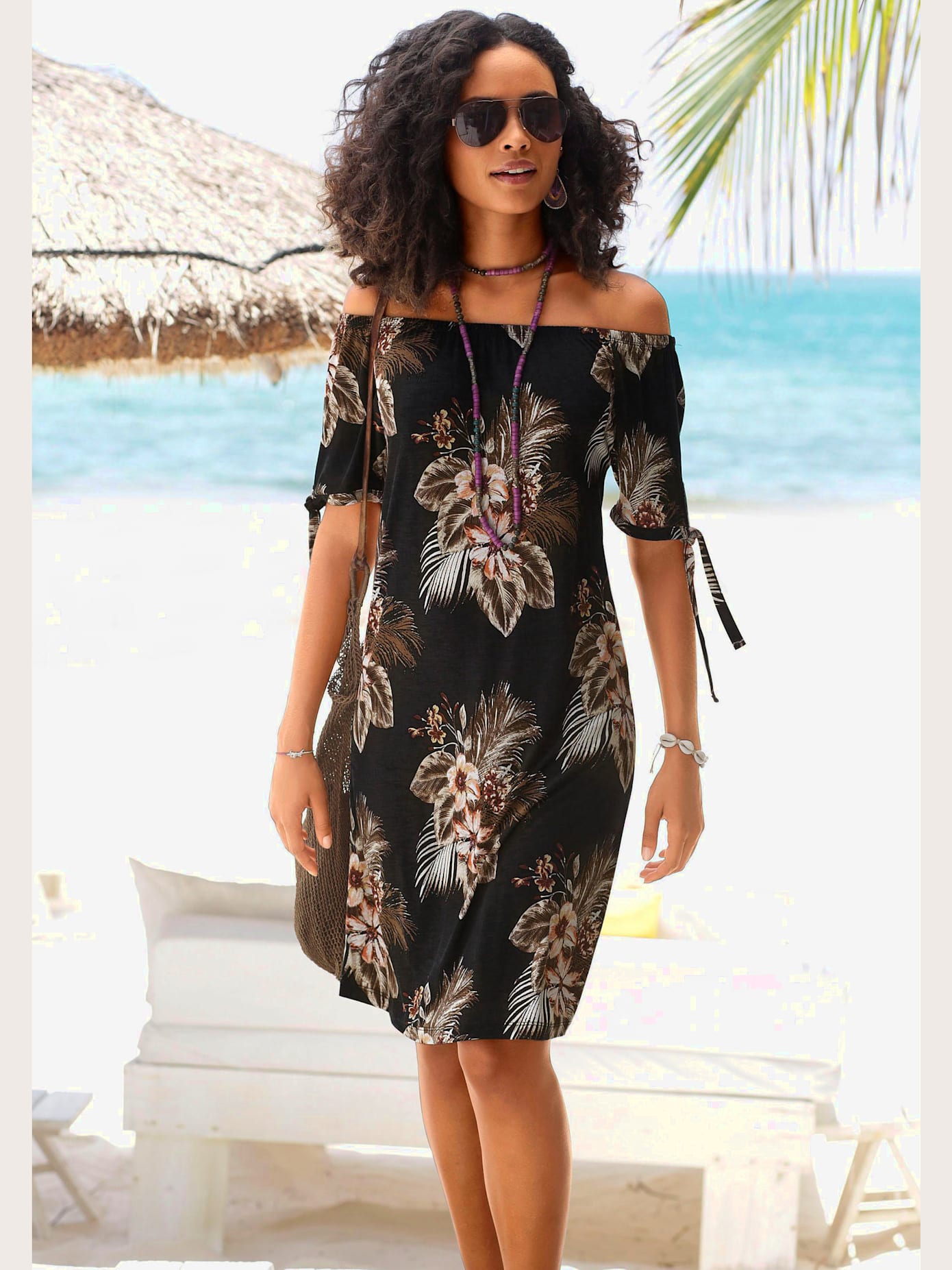 Robe de plage robe d'été dénudée avec imprimé