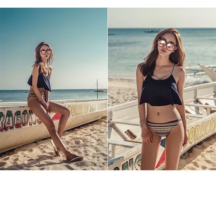 CosmoCorner - Set: Tankinitop met ruches + broekje met print