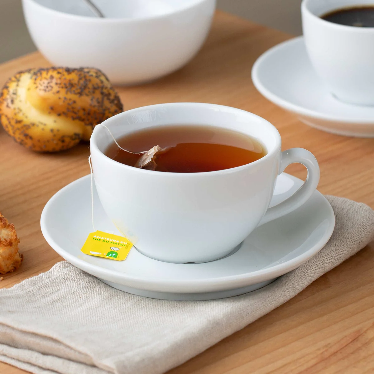 Côme - 6 tasses et soucoupes thé Médard de Noblat