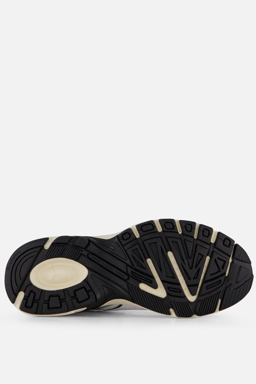 Puma Milenio Tech Sneakers wit Synthetisch
