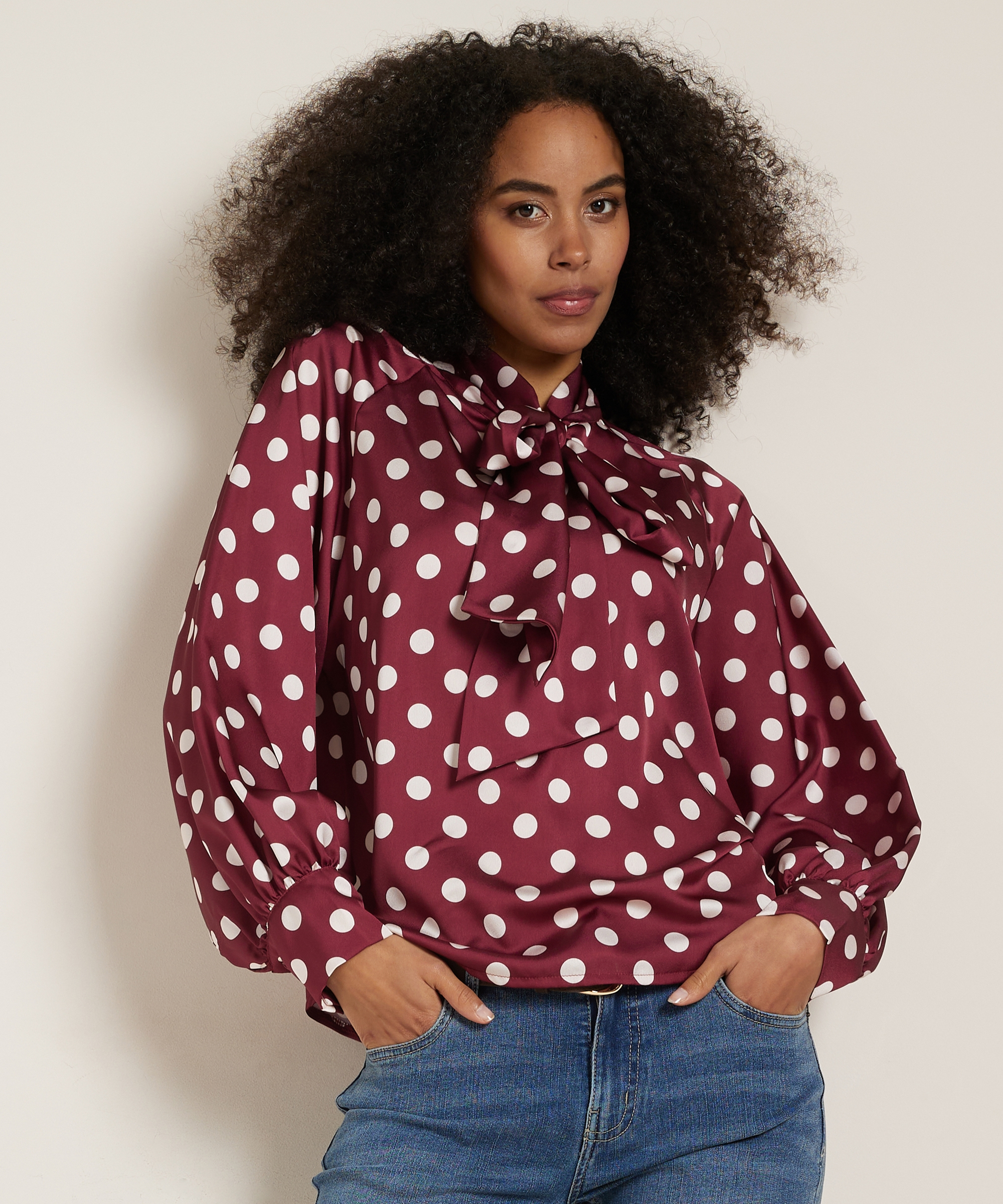 stippen blouse met strik