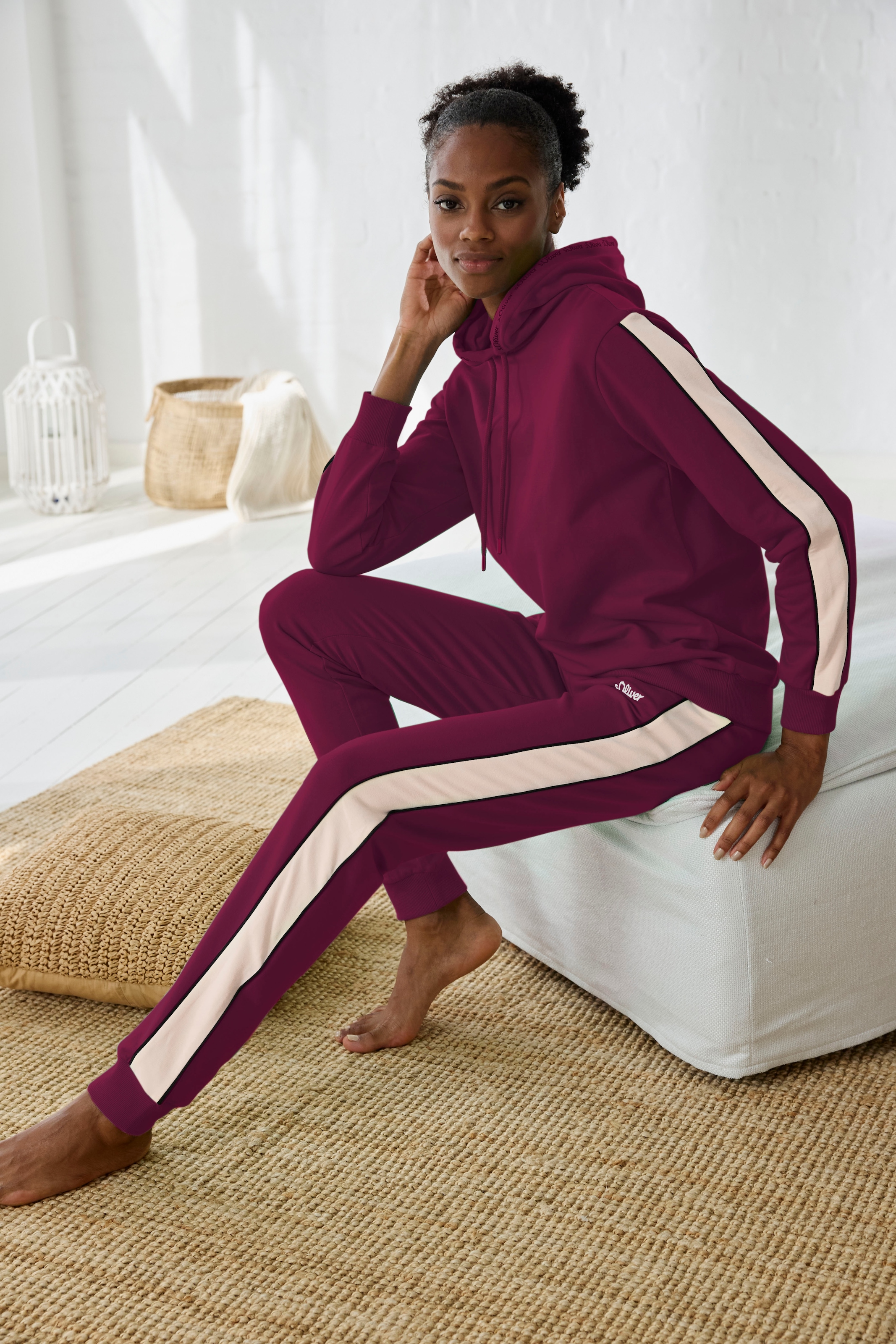 s.Oliver Hoodie , mit Kontrast Einsätzen, Loungewear