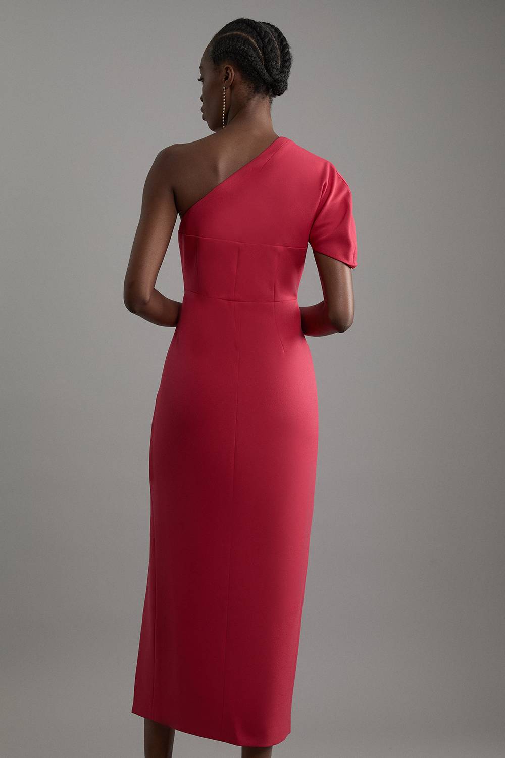 KarenMillen Robe midi structurée en crêpe avec détail cape asymétrique et coupe tailleur