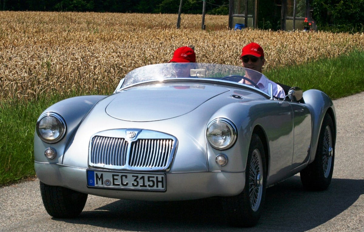 Oldtimer fahren für Zwei in München als Geschenkidee