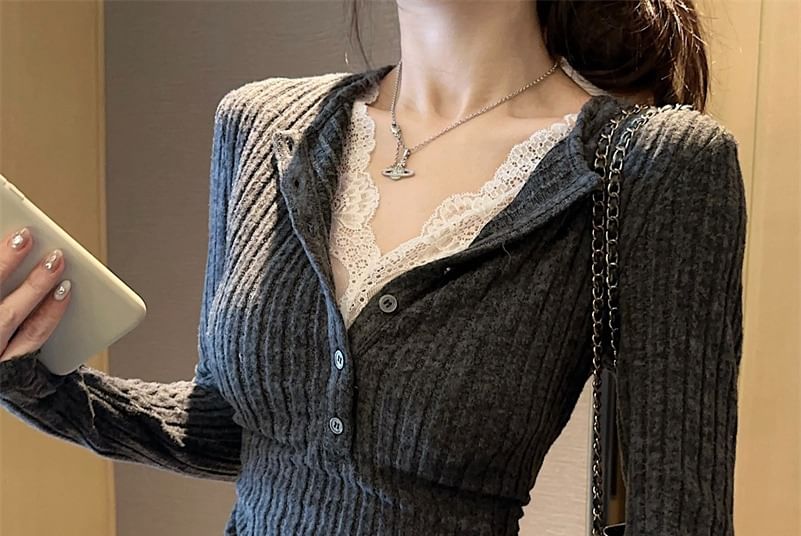 Striinkie - Geribbelde top met lange mouwen, V-hals en kanten afwerking, slim fit