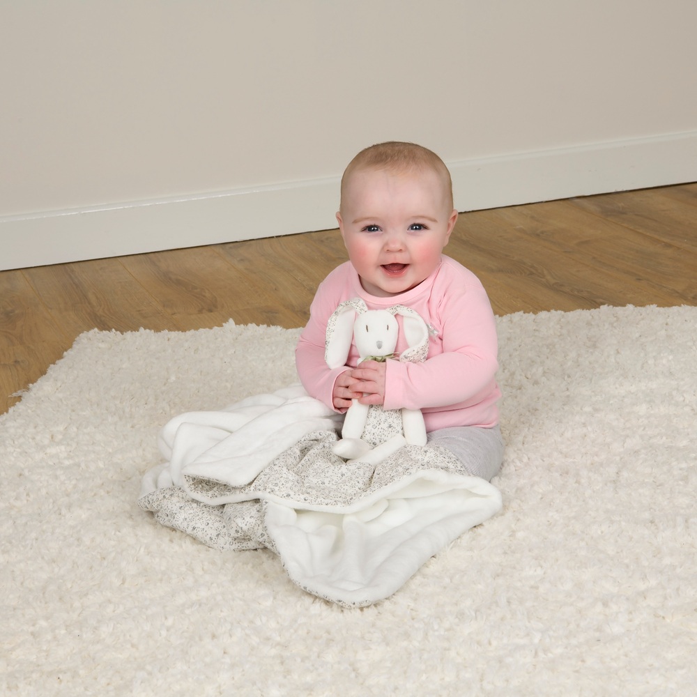 Baby Elegance Neugeborenen-Geschenkset Weiß