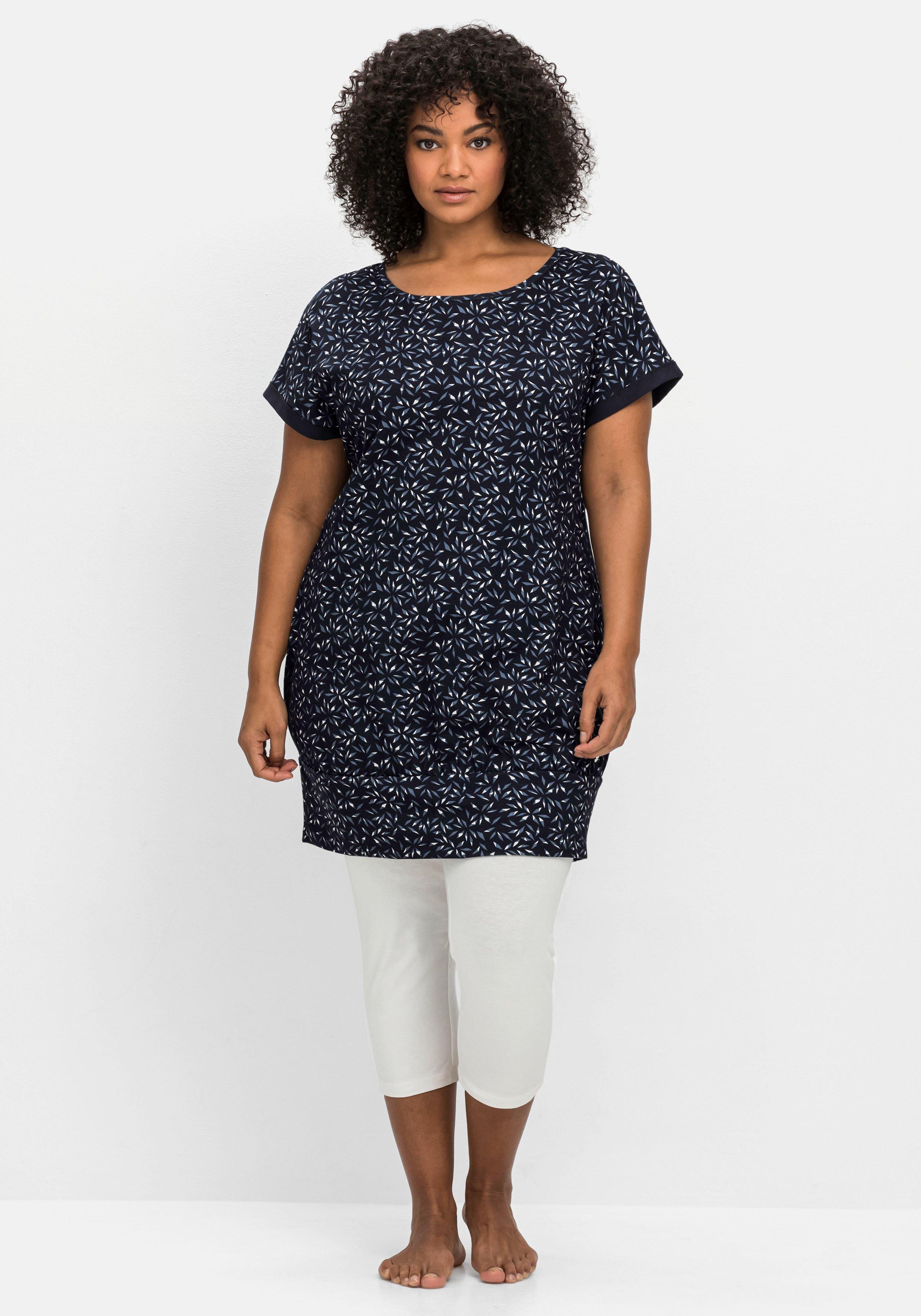 Relax-Shirtkleid mit Alloverdruck und breitem Saum