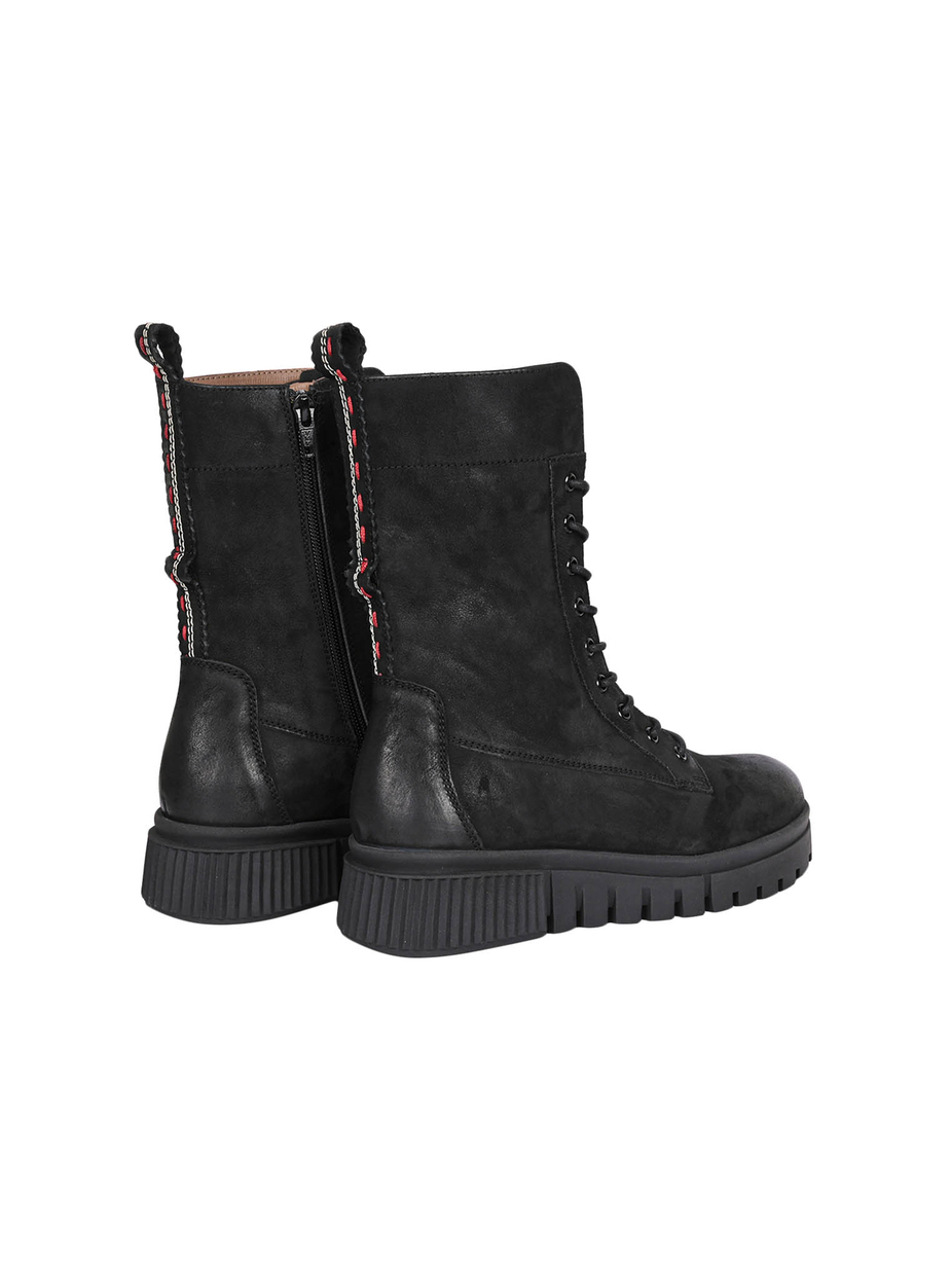 STIEFELETTE NADEA