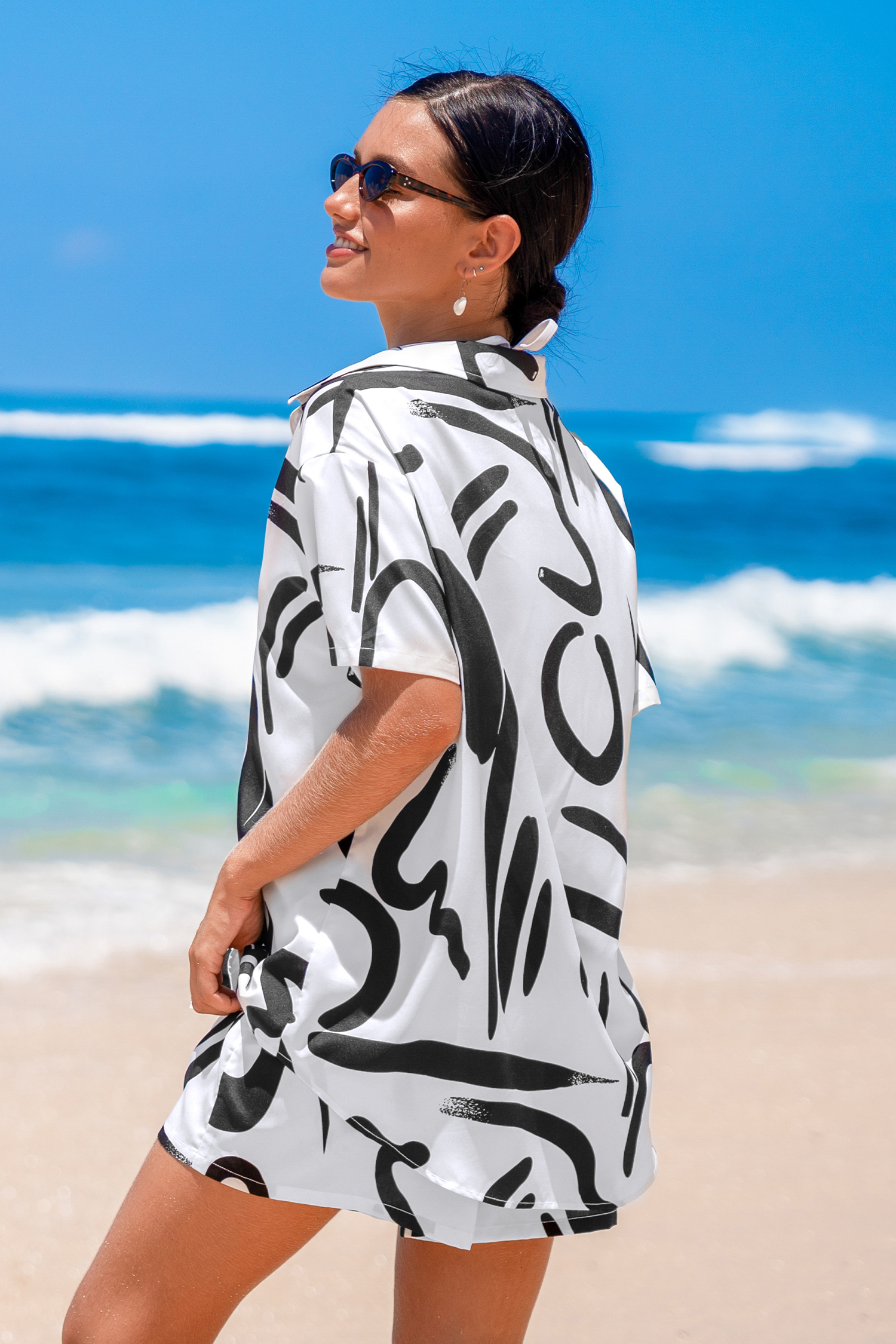 Chemise et short abstrait noir et blanc