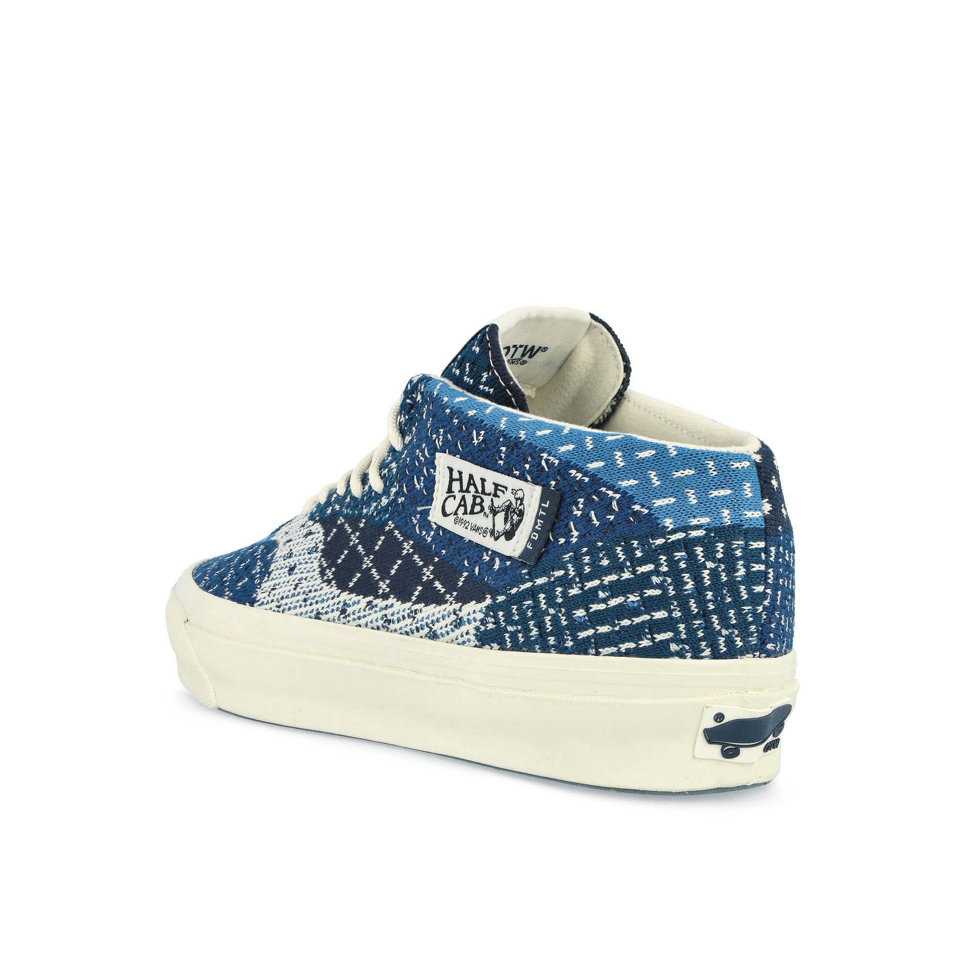 Vans<br>OTW Half Cab 33 EK
