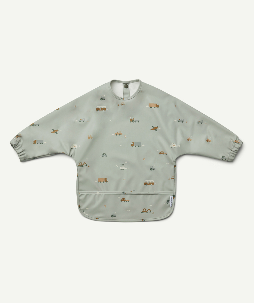 LIEWOODBAVOIR TABLIER VERT IMPERMÉABLE MOTIFS VOITURE BÉBÉ