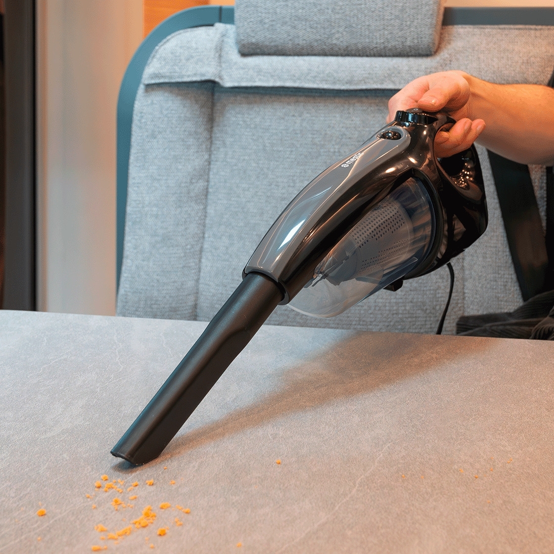 Mestic MS-100 Staubsauger schwarz 600 W