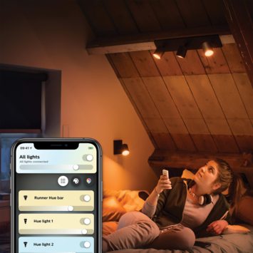 Philips Hue Runner opbouwspot 1x5W zwart incl. switch en bluetooth
