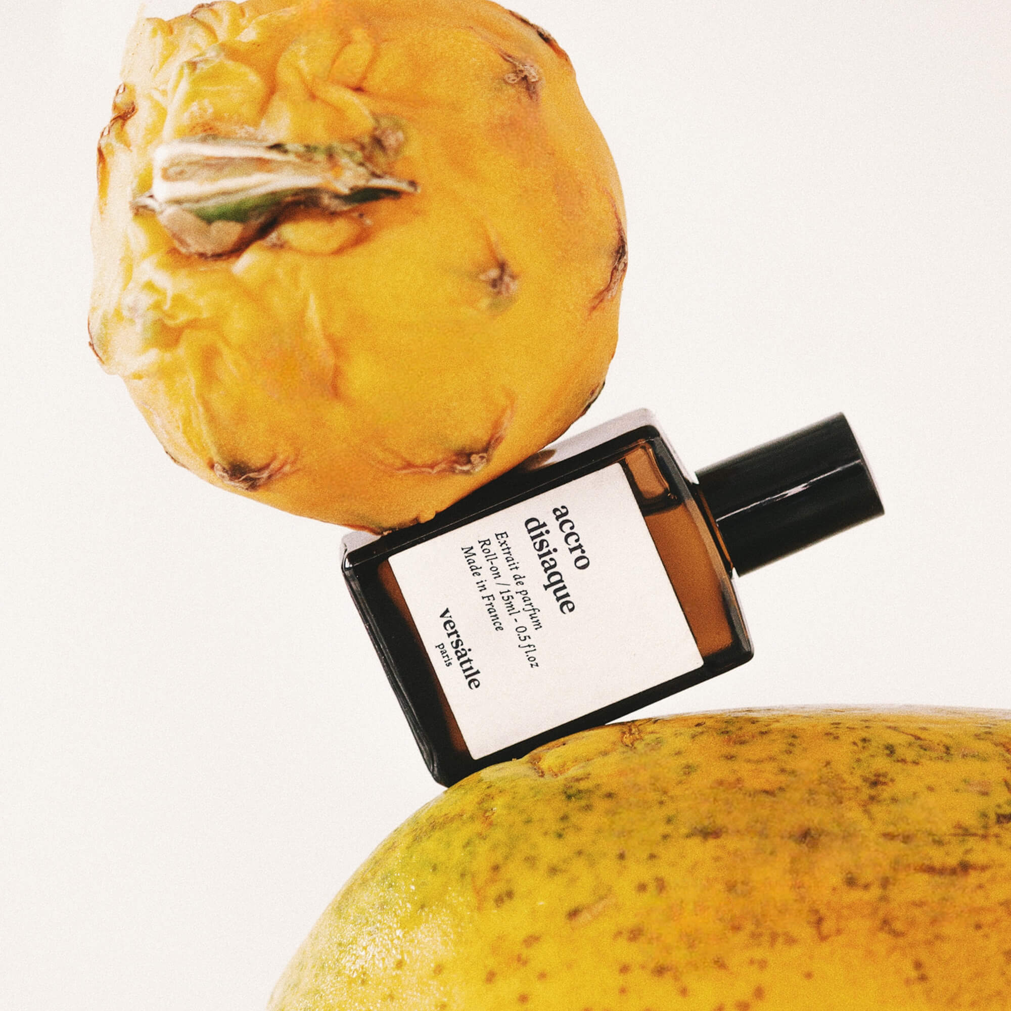 Versatile Paris Accrodisiaque Parfum Roll-on