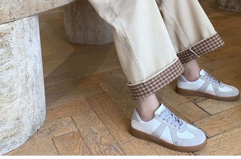 Dovitade - Corduroy broek met wijde pijpen en hoge taille en ruitmotief