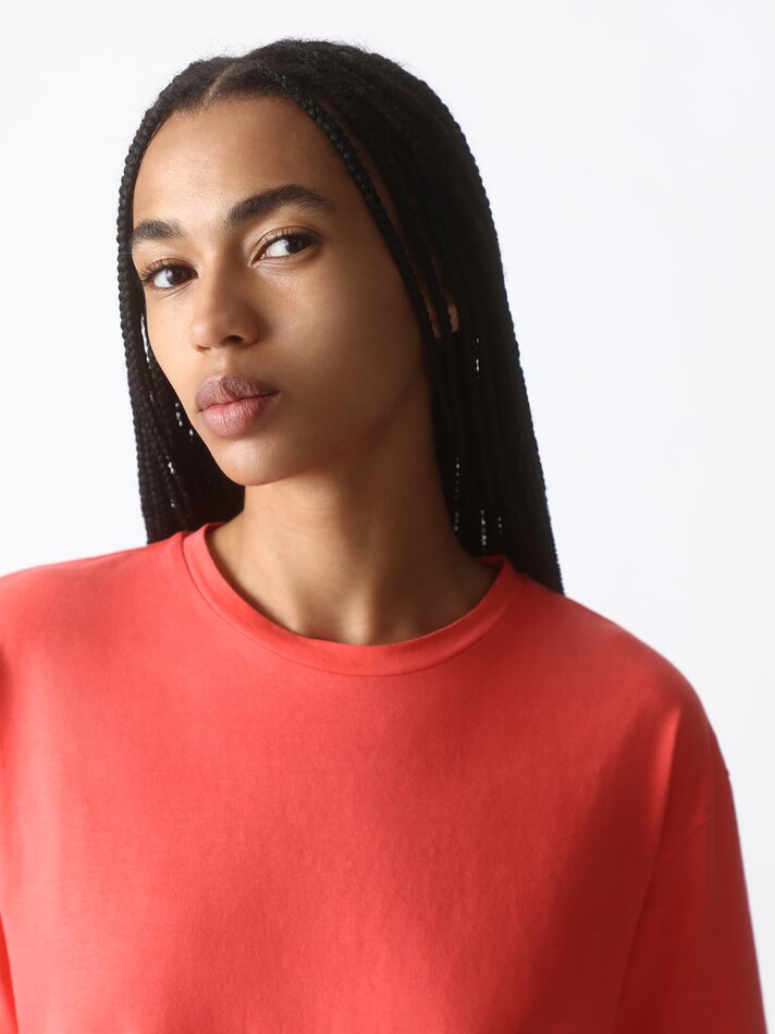 Camiseta oversized de manga curta - Avermelhada